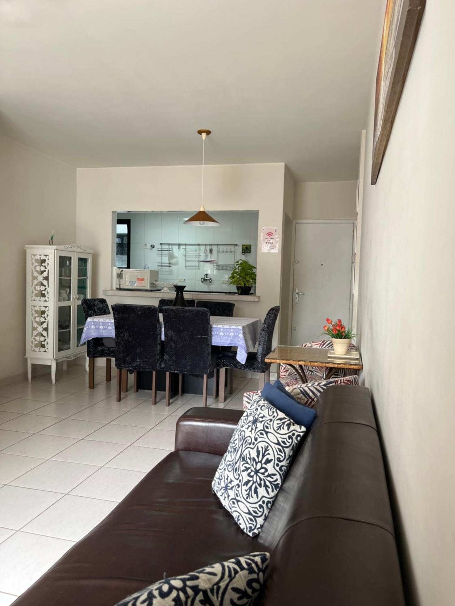 Apartamento Amplo A Menos De 400 Metros Da Praia Localizado Proximo A Praca Da Brunella, Area Nobre Do Guaruja. Екстериор снимка
