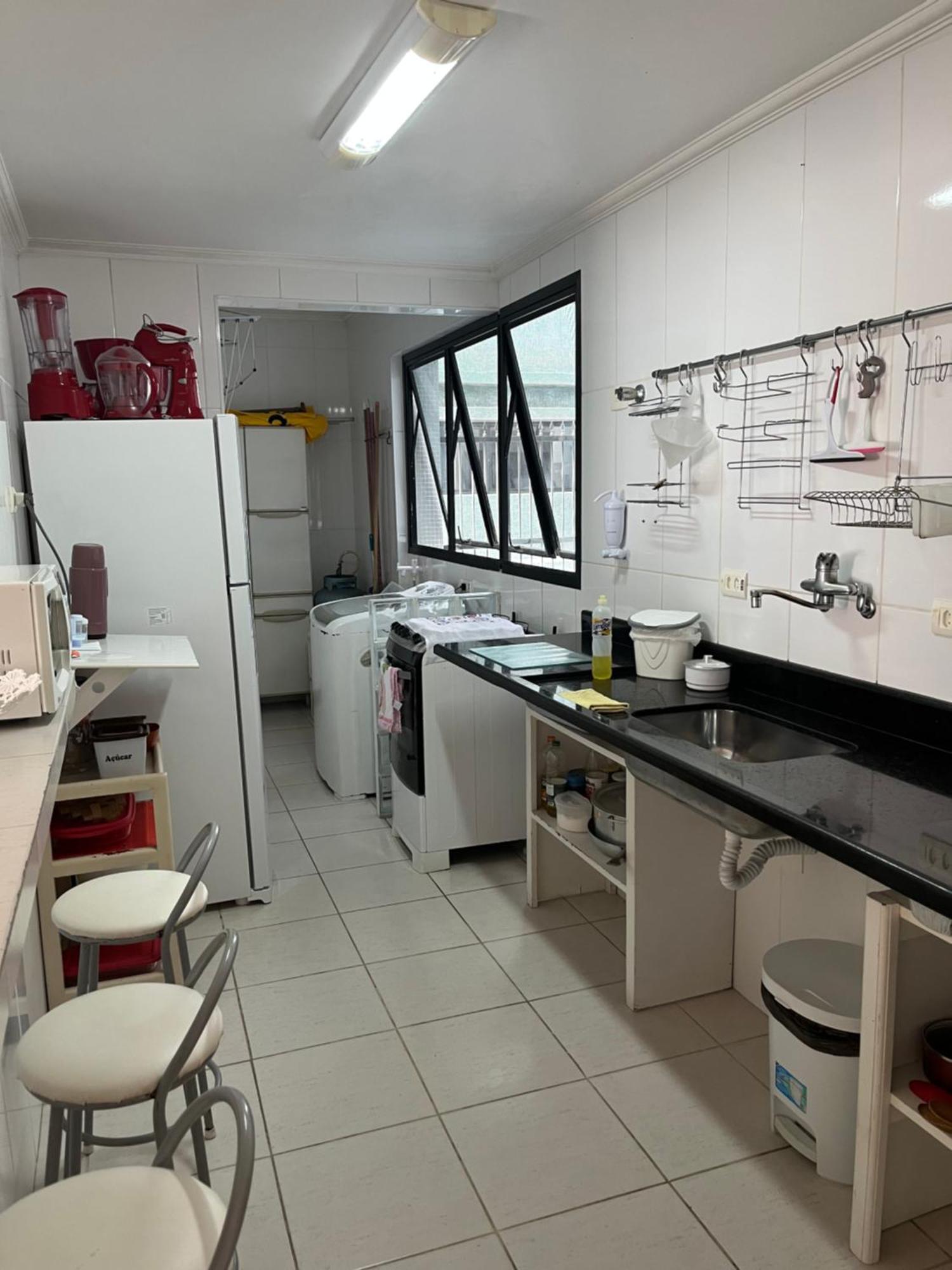 Apartamento Amplo A Menos De 400 Metros Da Praia Localizado Proximo A Praca Da Brunella, Area Nobre Do Guaruja. Екстериор снимка